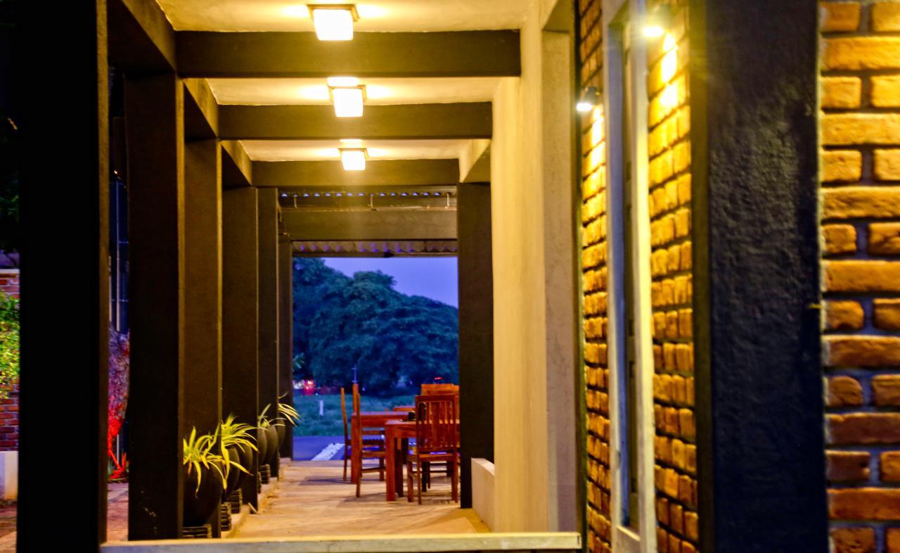 Kubura Resort アヌラーダプラ エクステリア 写真